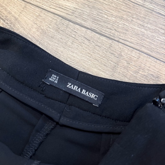 Zara Basic Black Skort women’s small - Picture 2 of 3